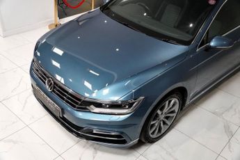 VOLKSWAGEN PASSAT 2.0 TDI R-Line Estate 5dr Diesel DSG Euro 6 (s/s) (150 ps)
