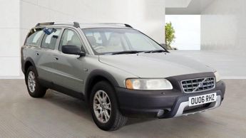 Volvo XC70 2.4 D5 SE Lux Estate 5dr Diesel Geartronic AWD (224 g/km, 182 bh