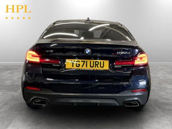 BMW 5 SERIES 3.0 530d MHT M Sport Saloon 4dr Diesel Hybrid Steptronic xDrive 