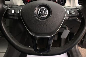 VOLKSWAGEN GOLF 2.0 TDI BlueMotion Tech SE Estate 5dr Diesel Manual Euro 6 (s/s)