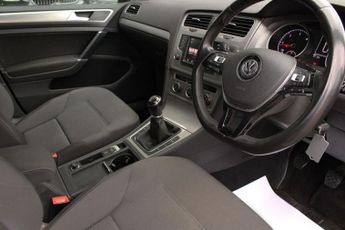 VOLKSWAGEN GOLF 2.0 TDI BlueMotion Tech SE Estate 5dr Diesel Manual Euro 6 (s/s)