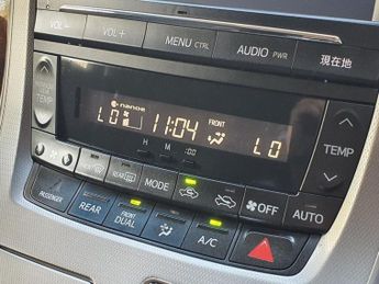 TOYOTA VELLFIRE 2.4 AUTO