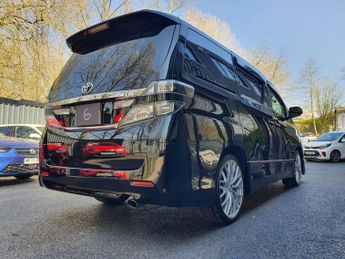 TOYOTA VELLFIRE 2.4 AUTO