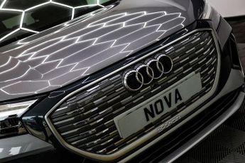 AUDI Q4 E-TRON 40 S line SUV 5dr Electric Auto 82kWh (204 ps)
