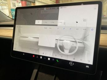 TESLA Model 3 (Dual Motor) Long Range Saloon 4dr Electric Auto 4WDE (346 ps)
