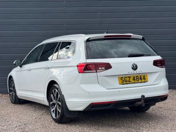 VOLKSWAGEN PASSAT 2.0 TDI EVO SEL Estate 5dr Auto 