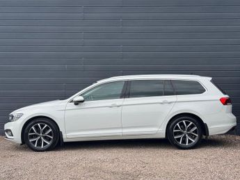 VOLKSWAGEN PASSAT 2.0 TDI EVO SEL Estate 5dr Auto 