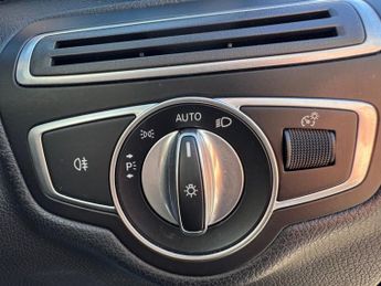 MERCEDES-BENZ C-CLASS 2.0 C220d AMG Line Estate 5dr Diesel G-Tronic+ 