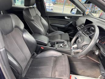 AUDI Q5 2.0 TFSI 45 Black Edition SUV 5dr Petrol S Tronic quattro Euro 6