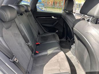 AUDI Q5 2.0 TFSI 45 Black Edition SUV 5dr Petrol S Tronic quattro Euro 6