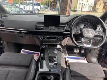 AUDI Q5 2.0 TFSI 45 Black Edition SUV 5dr Petrol S Tronic quattro Euro 6
