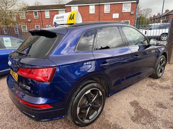 AUDI Q5 2.0 TFSI 45 Black Edition SUV 5dr Petrol S Tronic quattro Euro 6