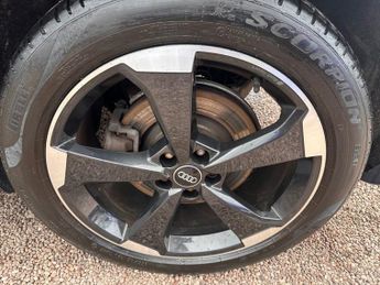 AUDI Q5 2.0 TFSI 45 Black Edition SUV 5dr Petrol S Tronic quattro Euro 6