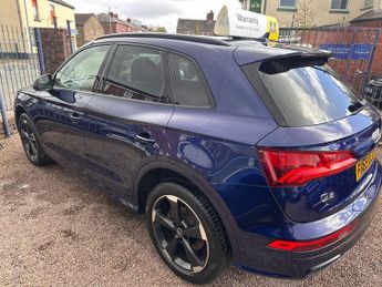 AUDI Q5 2.0 TFSI 45 Black Edition SUV 5dr Petrol S Tronic quattro Euro 6
