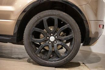 LAND ROVER RANGE ROVER EVOQUE 2.0 TD4 HSE Dynamic Lux SUV 5dr Diesel Auto 4WD Euro 6 (s/s) (18