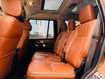 LAND ROVER DISCOVERY 4 3.0 SD V6 Landmark SUV 5dr Diesel Auto 4WD Euro 6 (s/s) (256 bhp