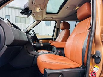 LAND ROVER DISCOVERY 4 3.0 SD V6 Landmark SUV 5dr Diesel Auto 4WD Euro 6 (s/s) (256 bhp