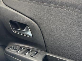 VAUXHALL Corsa Electric 50kWh SRi Nav Premium Hatchback 5dr Electric Auto (7.4Kw Charger