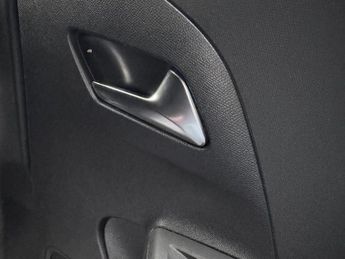 VAUXHALL Corsa Electric 50kWh SRi Premium Hatchback 5dr Electric Auto (136 ps)