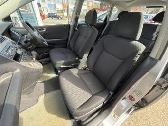 HONDA CIVIC 1.6 i-VTEC SE Hatchback 5dr Petrol Automatic (172 g/km, 108 bhp)