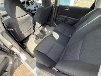 HONDA CIVIC 1.6 i-VTEC SE Hatchback 5dr Petrol Automatic (172 g/km, 108 bhp)