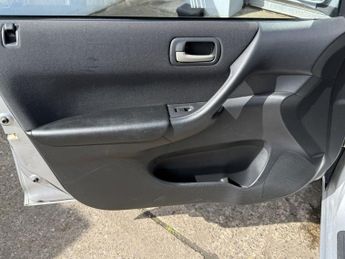 HONDA CIVIC 1.6 i-VTEC SE Hatchback 5dr Petrol Automatic (172 g/km, 108 bhp)