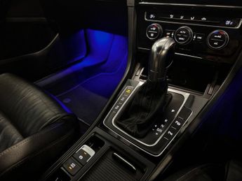 VOLKSWAGEN GOLF 2.0 TSI BlueMotion Tech R Hatchback 3dr Petrol DSG 4Motion Euro 