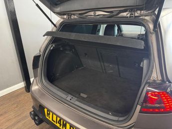 VOLKSWAGEN GOLF 2.0 TSI BlueMotion Tech R Hatchback 3dr Petrol DSG 4Motion Euro 