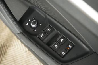 AUDI A3 2.0 TDI 35 S line Sportback 5dr Diesel S Tronic Euro 6 (s/s) (15