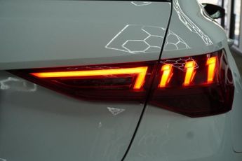 AUDI A3 2.0 TDI 35 S line Sportback 5dr Diesel S Tronic Euro 6 (s/s) (15