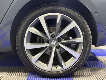 SEAT LEON 1.4 eHybrid 12.8kWh FR Sport Hatchback 5dr Petrol Plug-in Hybrid