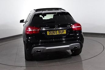MERCEDES-BENZ 180 2.1 GLA220d AMG Line (Premium Plus) SUV 5dr Diesel 7G-DCT 4MATIC