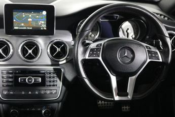 MERCEDES-BENZ 180 2.1 GLA220d AMG Line (Premium Plus) SUV 5dr Diesel 7G-DCT 4MATIC
