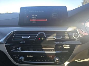 BMW 5 SERIES 2.0 530e 9.2kWh M Sport Saloon 4dr Petrol Plug-in Hybrid Auto Eu