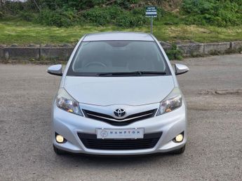 TOYOTA YARIS 1.33 Dual VVT-i Trend Hatchback 3dr Petrol Manual Euro 5 (101 ps