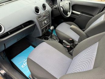 FORD FUSION 1.6 Zetec Climate Hatchback 5dr Petrol Automatic (181 g/km, 99 b