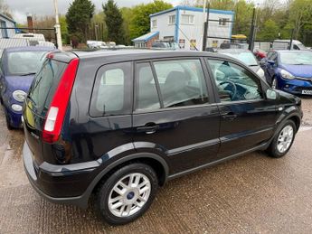 FORD FUSION 1.6 Zetec Climate Hatchback 5dr Petrol Automatic (181 g/km, 99 b