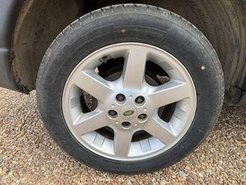 LAND ROVER FREELANDER 2.0 TD4 Serengeti Limited Edition Station Wagon 5dr Diesel Manua