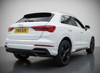 AUDI Q3 1.5 TFSI CoD 35 S line SUV 5dr Petrol S Tronic Euro 6 (s/s) (150