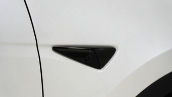 TESLA MODEL Y (Dual Motor) Long Range SUV 5dr Electric Auto 4WDE (384 bhp)