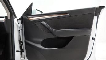 TESLA MODEL Y (Dual Motor) Long Range SUV 5dr Electric Auto 4WDE (384 bhp)