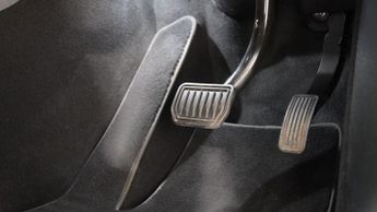 TESLA MODEL Y (Dual Motor) Long Range SUV 5dr Electric Auto 4WDE (384 bhp)