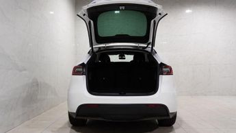 TESLA MODEL Y (Dual Motor) Long Range SUV 5dr Electric Auto 4WDE (384 bhp)