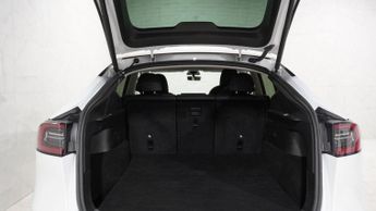 TESLA MODEL Y (Dual Motor) Long Range SUV 5dr Electric Auto 4WDE (384 bhp)