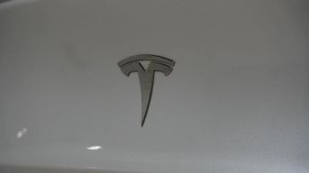 TESLA MODEL Y (Dual Motor) Long Range SUV 5dr Electric Auto 4WDE (384 bhp)