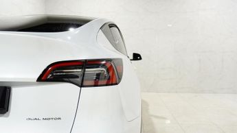 TESLA MODEL Y (Dual Motor) Long Range SUV 5dr Electric Auto 4WDE (384 bhp)