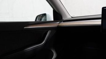 TESLA MODEL Y (Dual Motor) Long Range SUV 5dr Electric Auto 4WDE (384 bhp)