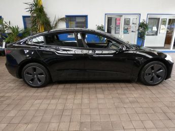 TESLA Model 3 Standard Range Plus Saloon 4dr Electric Auto RWD (241 bhp)