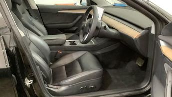 TESLA Model 3 Standard Range Plus Saloon 4dr Electric Auto RWD (241 bhp)