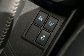 TOYOTA YARIS 1.5 VVT-h Excel Hatchback 5dr Petrol Hybrid E-CVT Euro 6 (s/s) (